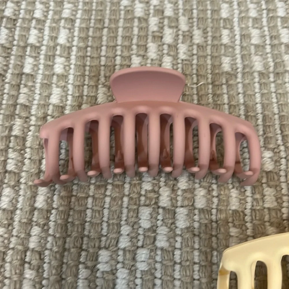 Set of 5 Solid Color Claw Clips (Pink, Beige, Cream, Blue, Green)